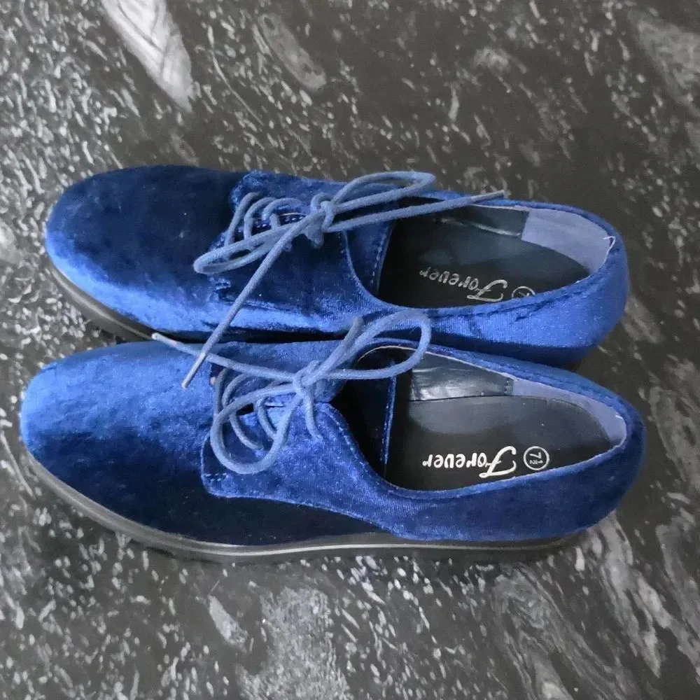 FOREVER VELVET PLATFORM LACE UP WOMEN'S LOAFER